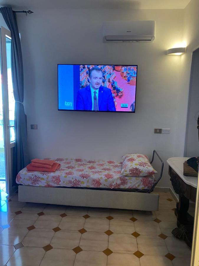 Villa Martina Suite Apartament Lacco Ameno  Εξωτερικό φωτογραφία
